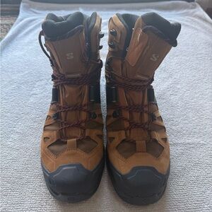 Men’s Salmon boots